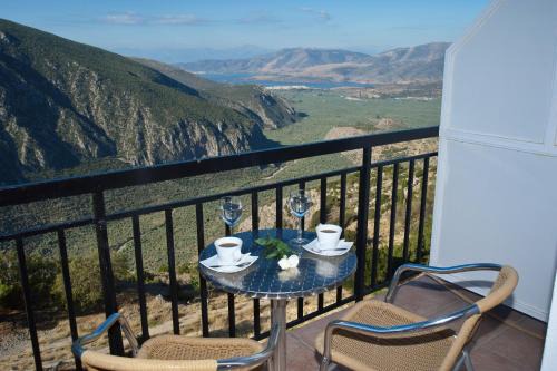 Acropole Delphi City Hotel