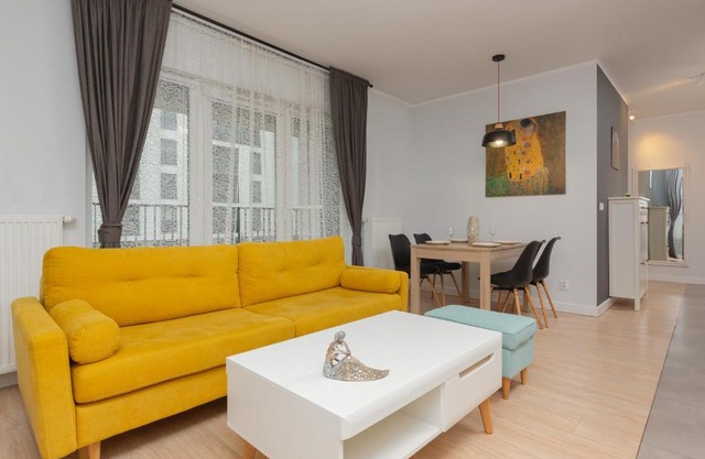 Active City Apartments Warsaw by Noclegi Renters
