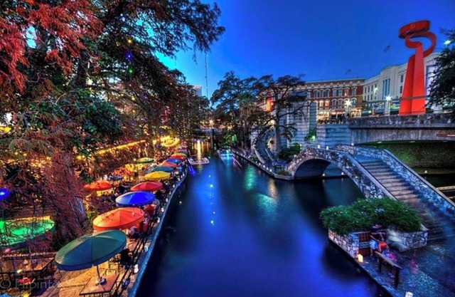 Adorable 2BR Guesthouse Close to Riverwalk and DT