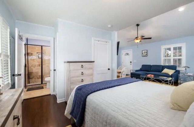 Adorable guest house in Gastonia