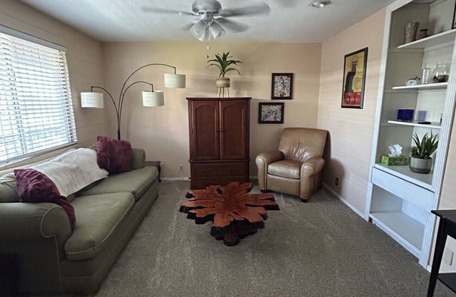 Adorable Midtown Condo