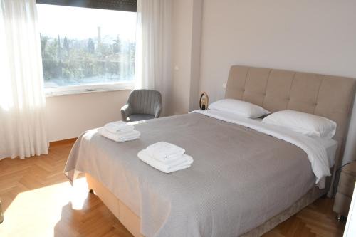 Adrianos Gate View Apartment