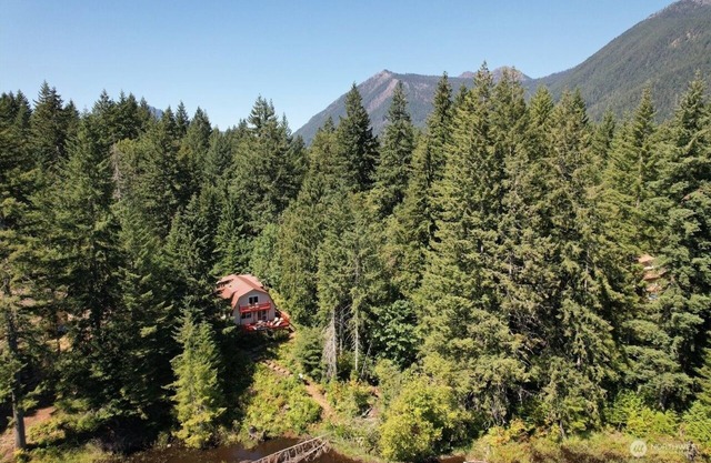 Adventure Starts Here! Closest neighborhood to Staircase National Park