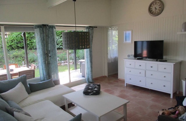 Aer - House - Stay5 - HeatedPool - Parking - Yard