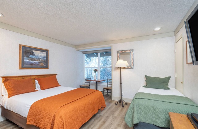 Affordable Hotel Room in Telluride Facing the River