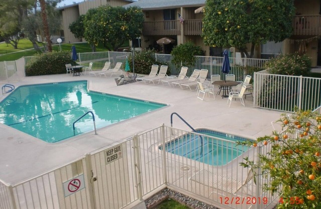 Affordable Palm Desert Condo. Near Tennis Gardens, Public Golf, Dog Park.