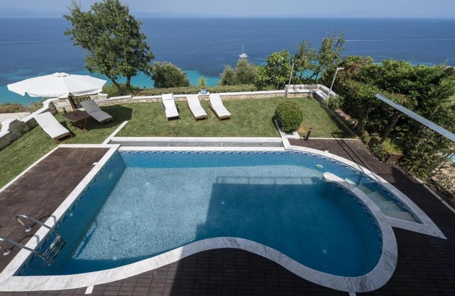 Afytos Wonder View by Luxlikehome