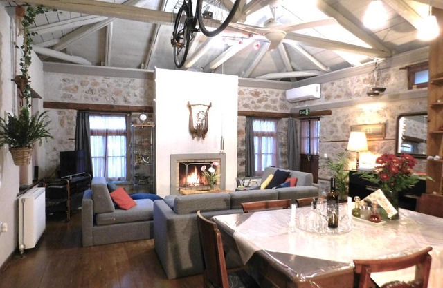 Agoriani Art Suite - 4 seasons' natural living