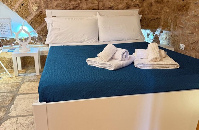 Agrimi B&B in the heart of Mesagne, castle view and breakfast included