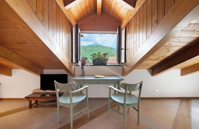 Agriturismo 'Comfortable Mini Apartment' with Mountain View, Wi-Fi and Air Conditioning