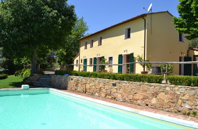 Agriturismo E&E – Private villa with pool and panorama terrace
