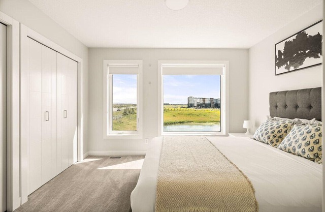 Air Conditioned » Water View » Garage » Sleeps 7