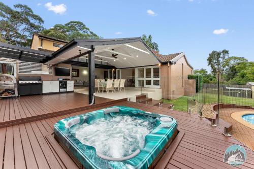 Aircabin - Castle Hill - 5BR Family House with Pool