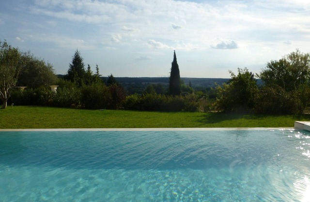 Aix- Villa 200 m² 6-8 pers. - panoramic view - infinity pool - great peace and quiet