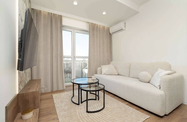 Al. Kopisto 11 | Air-Conditioned Apartment | Parking