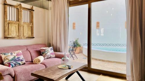 Al Zahra Suites