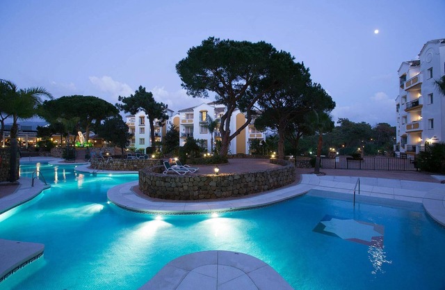 Alanda Club Marbella. 2 bedrooms 2 bathrooms. Air conditioner