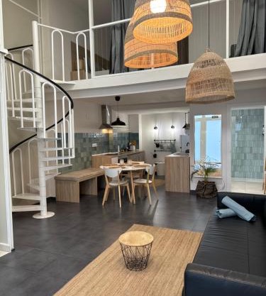 Alex- DUPLEX APARTMENT- City