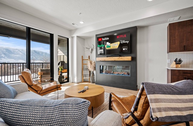 All Seasons Haven Pt A201| Ski & Snowboard Retreat