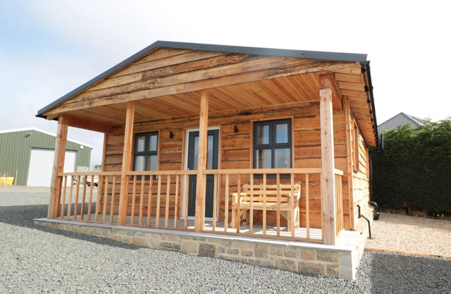 ALN, pet friendly, with a garden in Longframlington