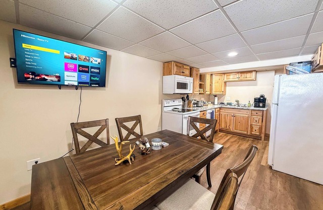 Alpine Horn Lodge Unit #3