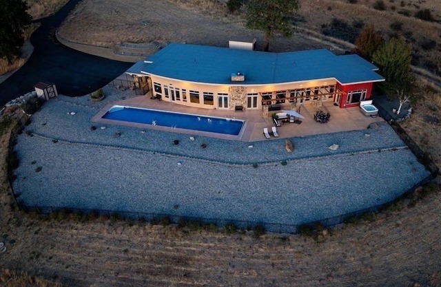 Alpine Luxury Chelan Vacation Rentals