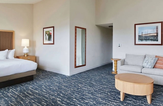 Always a Great Idea To Unwind! Balcony, Pets Allowed, Near César Chávez Park
