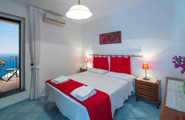 Amalfi Coast Apartment "Bouganvillea"