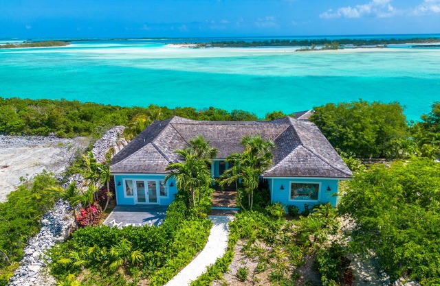 Amani Hideaway with an 180 degree View over Moriah Harbors turquoise Water