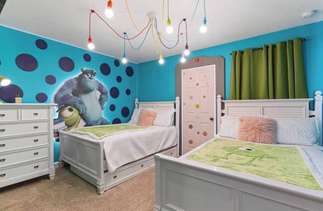 Amazing 6Bdrms At Storey Lake- Close to Disney