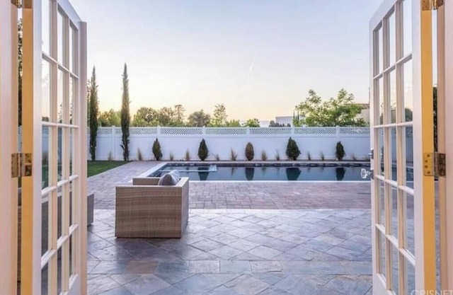 Amazing 6BR Villa w/Home Theater,Pool & Basketball