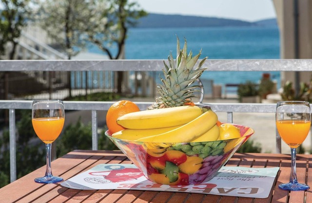 Amazing apartment in Kastel Kambelovac