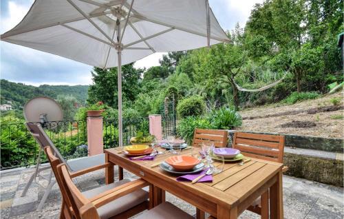 Amazing Apartment In Camogli With Wifi