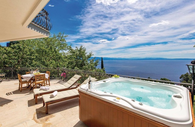 Amazing apartment in Matulji with WiFi