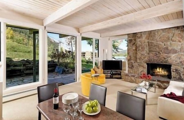 Amazing Aspen, Core Condo Ski, Sauna, Hot Tub-Pool