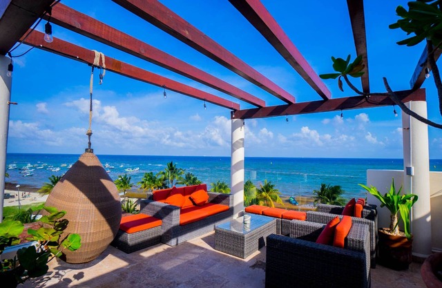 Amazing El Presidente Penthouse @ The Elements by BRIC