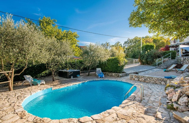 Amazing home in Dobrinj