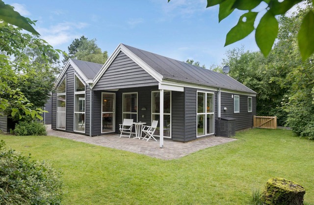 Amazing home in Farsø with sauna