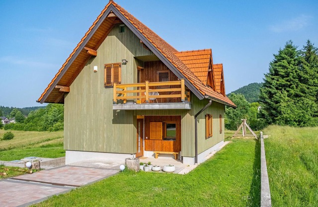 Amazing home in Jasenak with WiFi