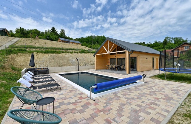 Amazing home in Klokovec with WiFi