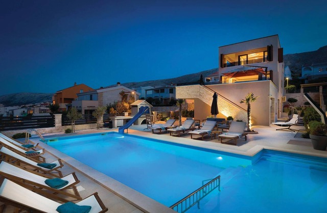 Amazing home in Pag with sauna