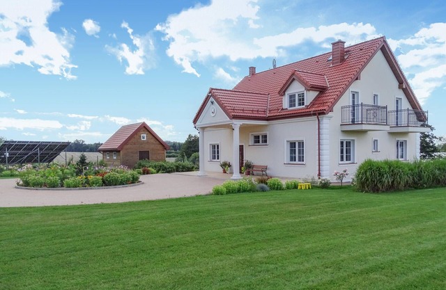 Amazing home in Silec with sauna
