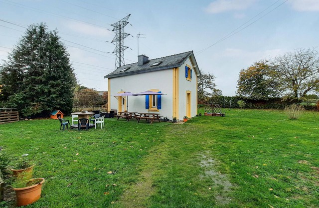 Amazing home in Vannes with WiFi