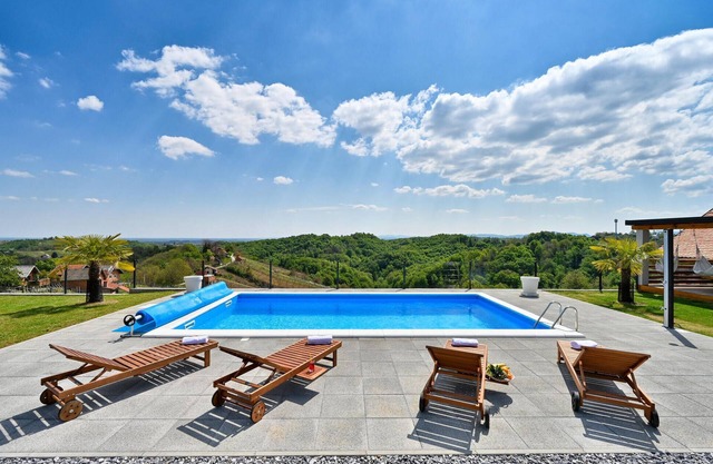 Amazing home in Vinica Breg with WiFi