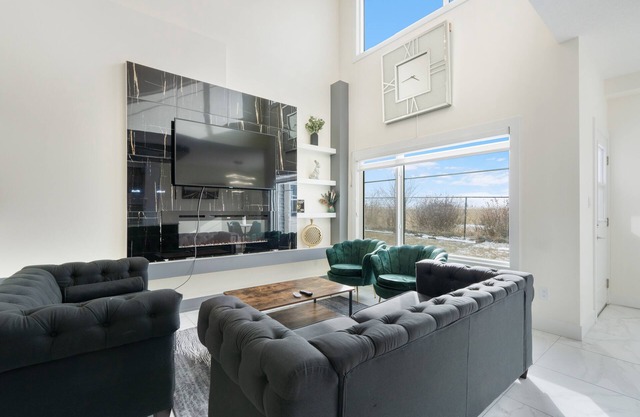 Amazing Modern Home, in Southeast Edmonton.