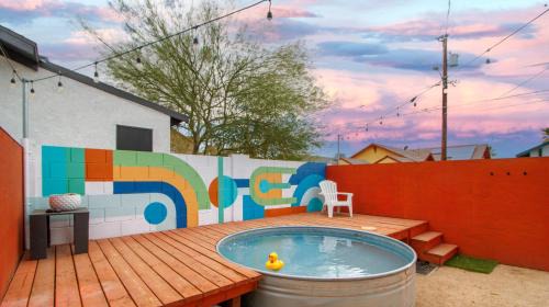 Amazing NEW Oasis Pool, Mins to DT & PHX Airport