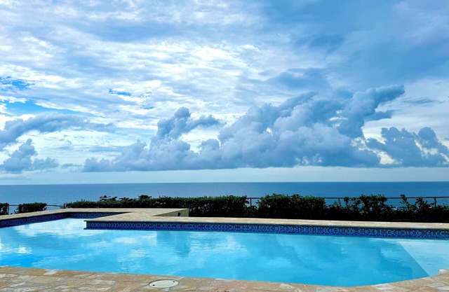 Amazing Panoramic Ocean Front Gated 3BD House with Gazebo & Wifi (1 Acre)