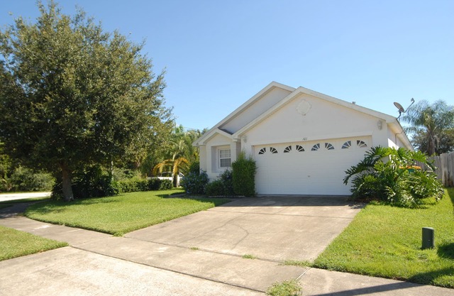 Amazing pool home, Hardwood Floors, Game room, SAFETY POOL FENCE. Has It All!