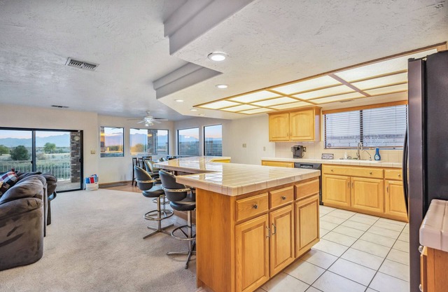 Amazing Riverfront home with dock, boat ramp, fire pit on the Colorado river.