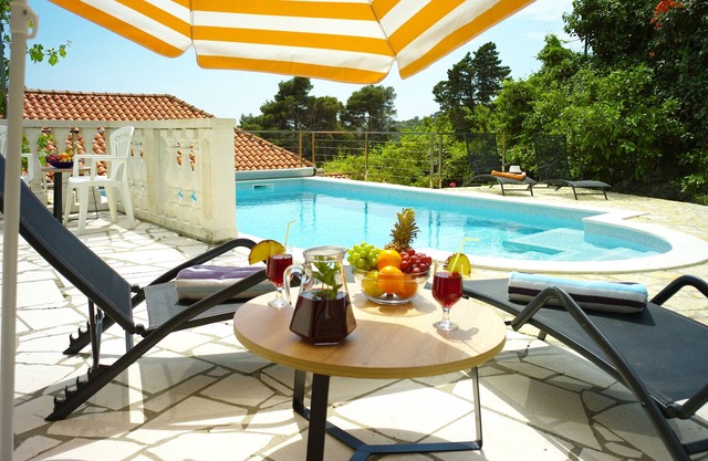 AMAZING SEA-VIEW VILLA WITH OUTDOOR PRIVATE POOL